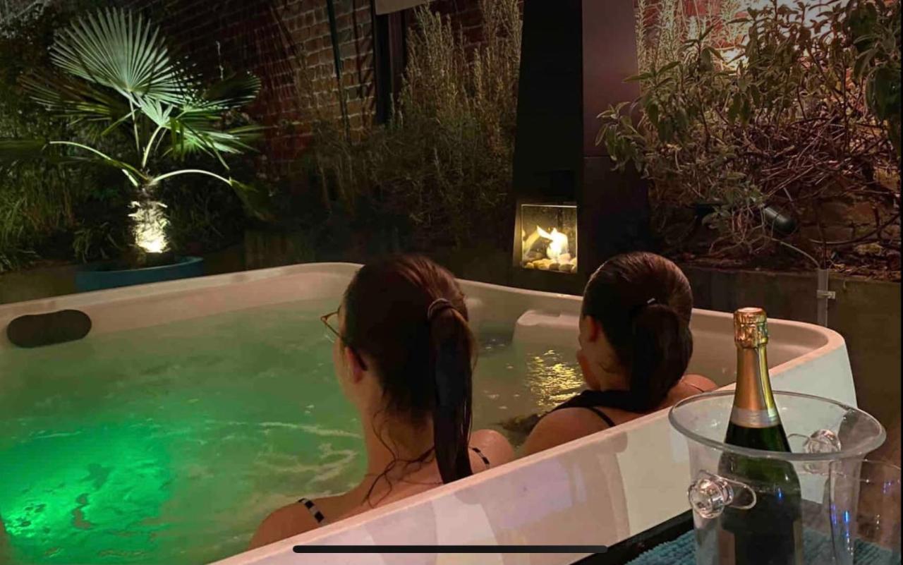 투르쿠앵 Le Jacuzzi De Marie 아파트 외부 사진